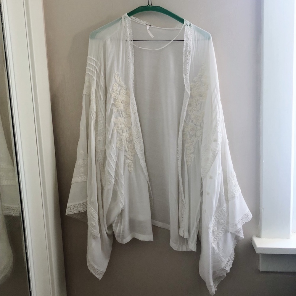 Free People White Lace Embroidered Kimono Cardigan